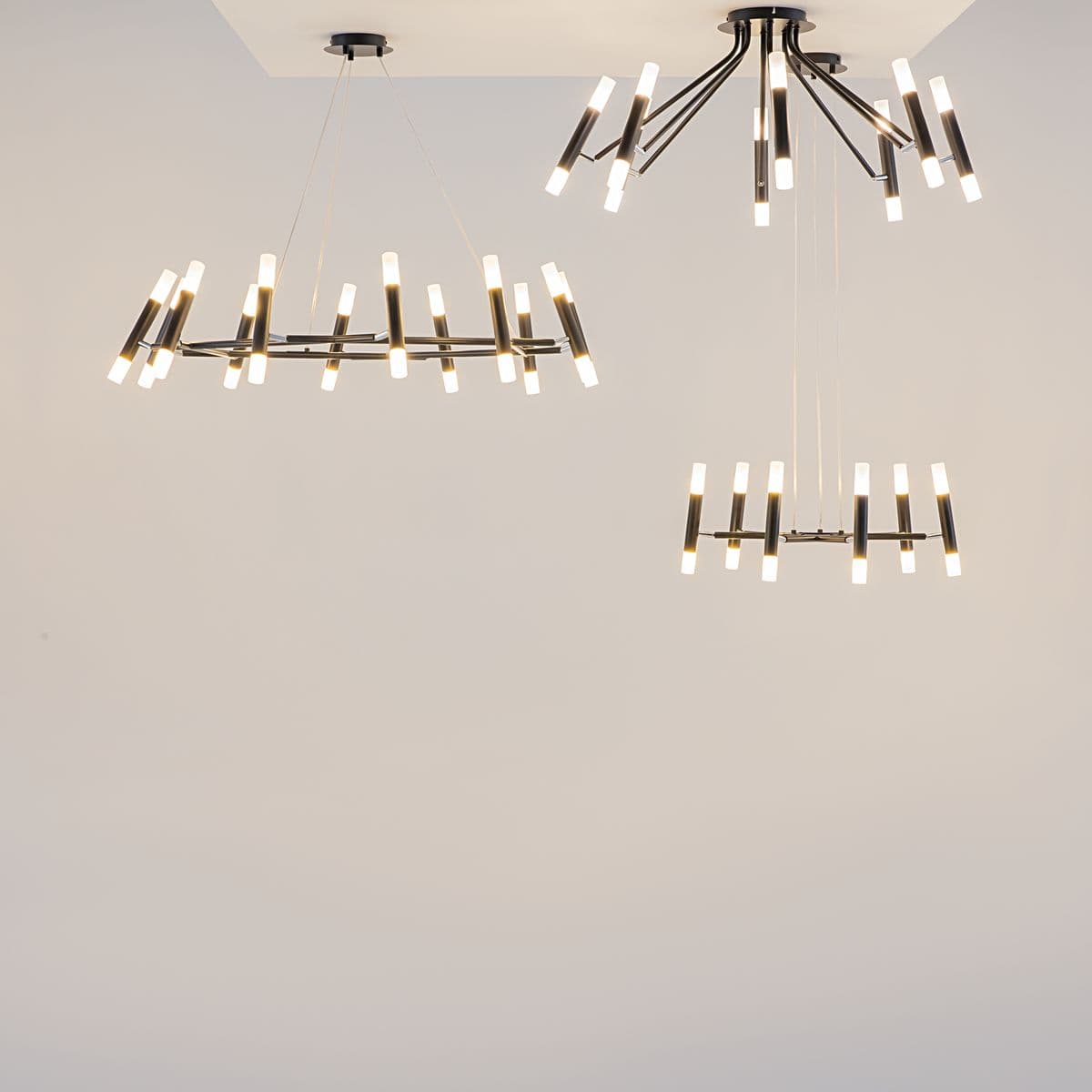 Потолочная люстра Maytoni Vigo MOD620CL-16B — фото 2